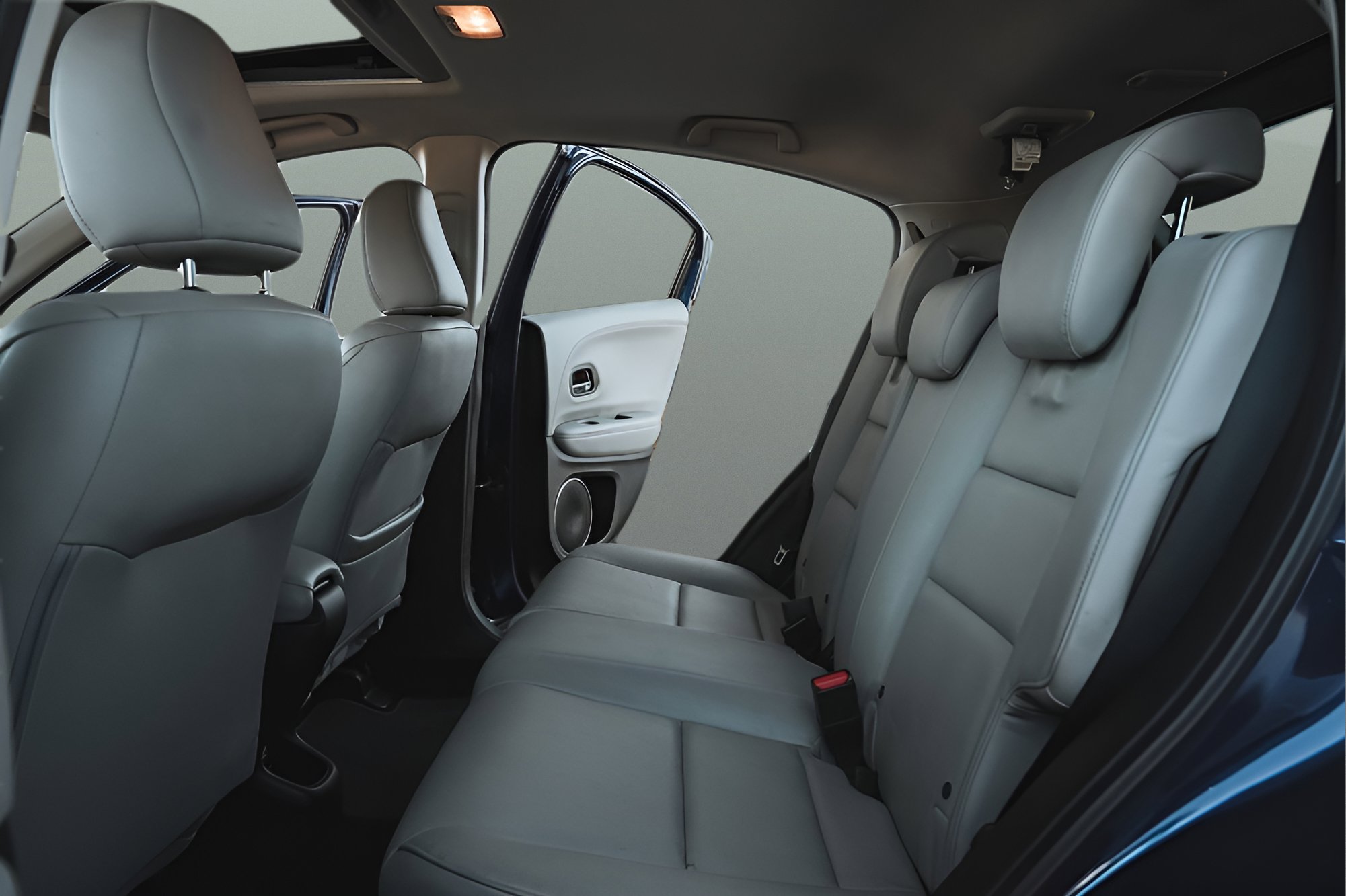 Used 2017 Honda HR-V EX-L image 12