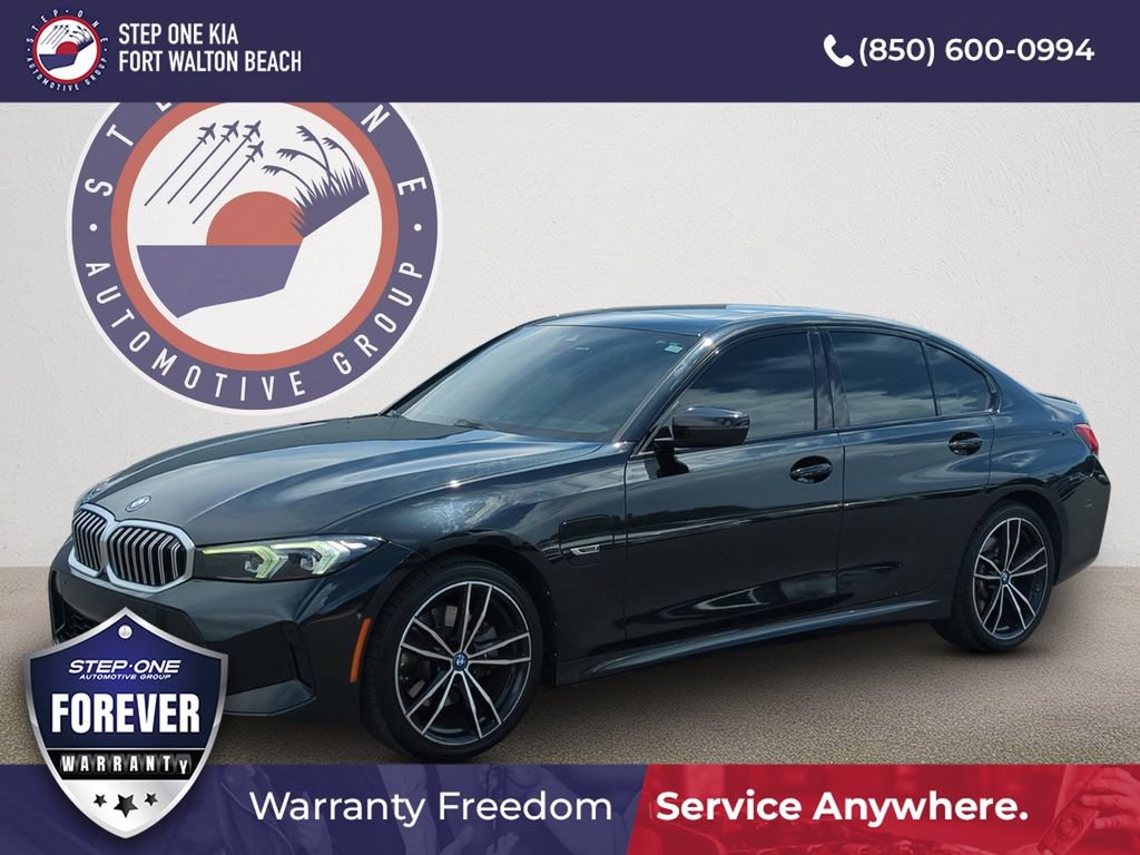 Used 2023 BMW 330e RWD image 1