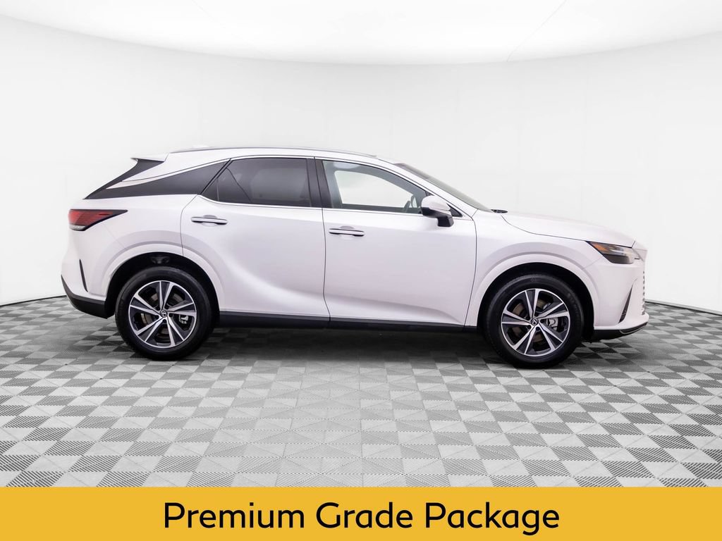 Used 2023 Lexus RX 350h w/ Accessory Package (Z1) AWD/4WD image 7