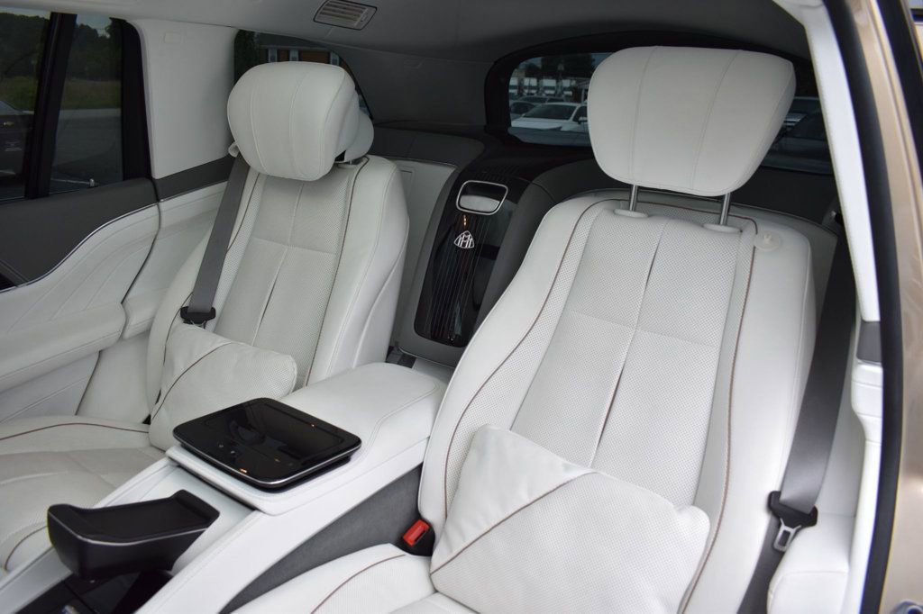 Used 2023 Mercedes-Benz Maybach GLS 600 4MATIC image 21