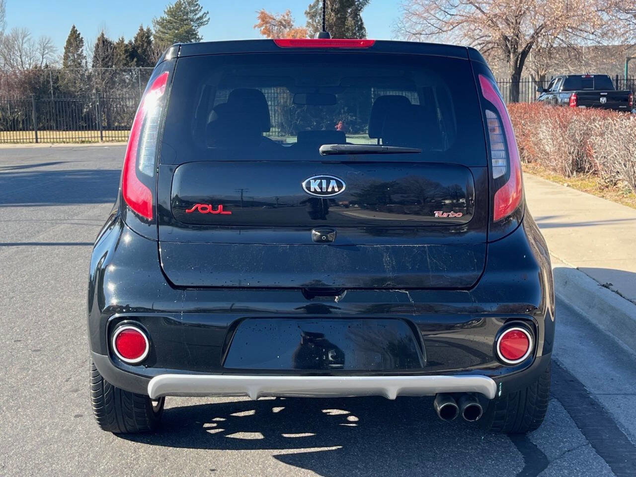 Used 2019 Kia Soul ! w/ Technology Package FWD image 4