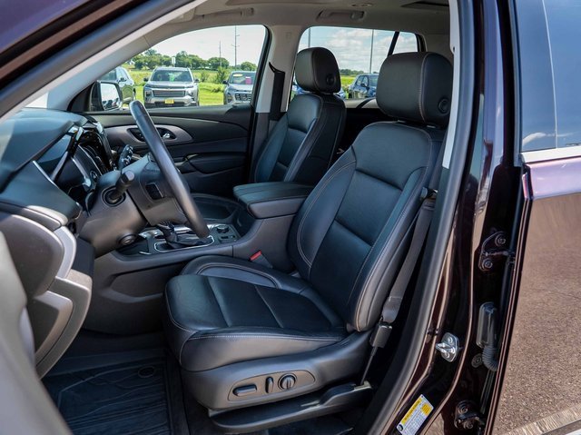 Used 2021 Chevrolet Traverse Premier image 26