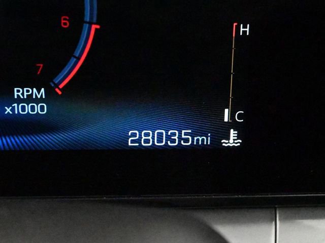 Used 2025 Chevrolet Trax LT image 34