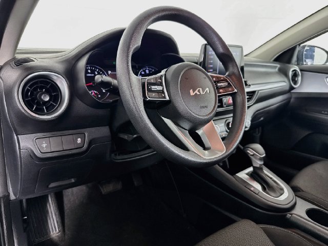 Used 2024 Kia Forte LXS FWD image 19
