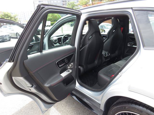 Used 2025 Mercedes-Benz GLC 43 AMG 4MATIC image 23
