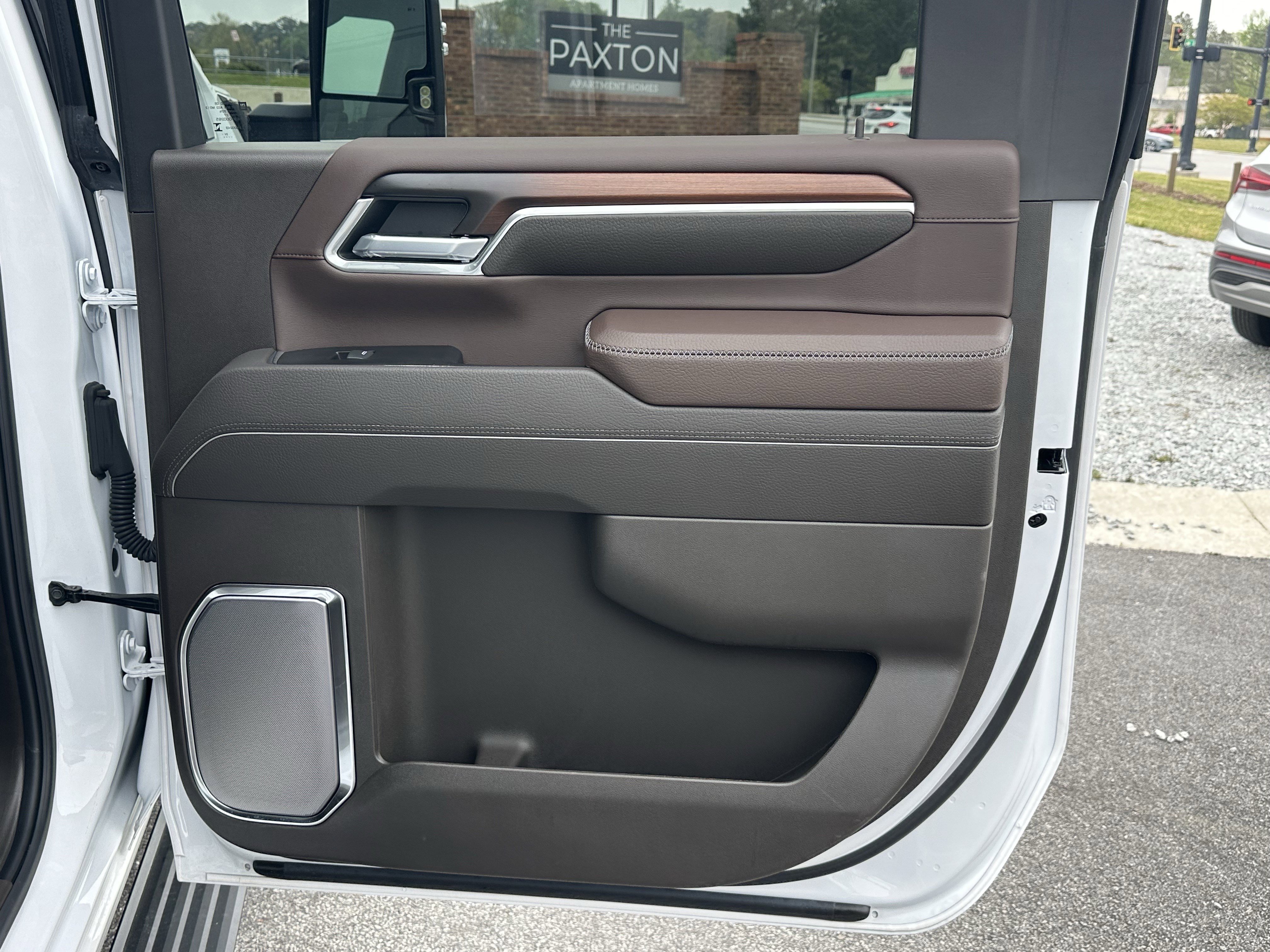 Used 2025 GMC Sierra 2500 Denali w/ Denali Reserve Package image 19