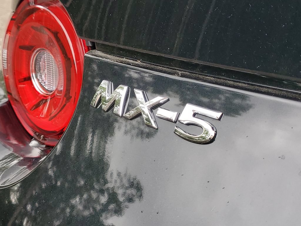 New 2026 MAZDA MX-5 Miata Sport w/ Appearance Package RWD image 6