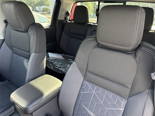 New 2026 Nissan Frontier SV image 6