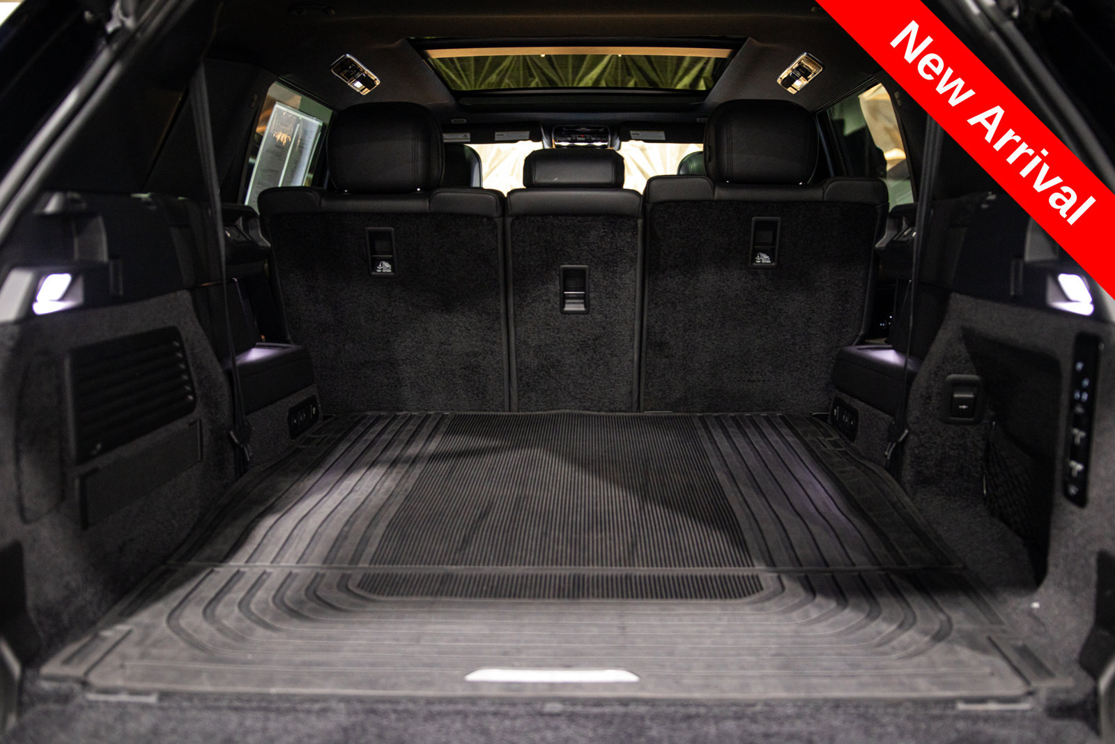 Used 2023 Land Rover Range Rover Long Wheelbase SE AWD/4WD image 27