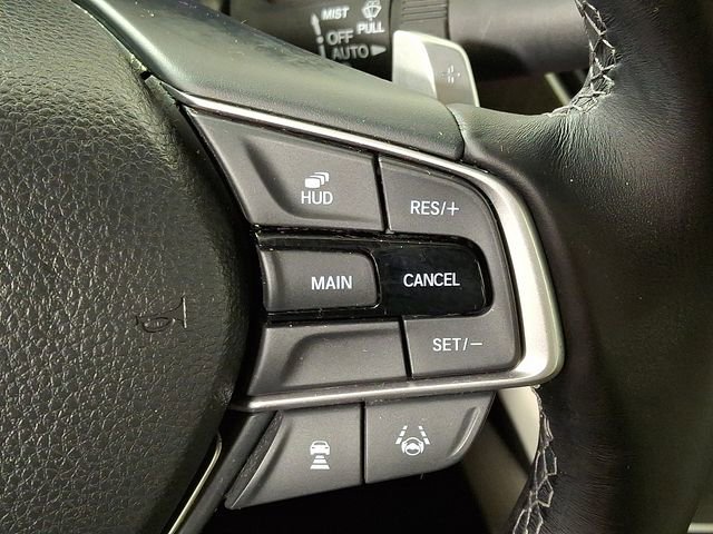 Used 2018 Honda Accord Touring image 23
