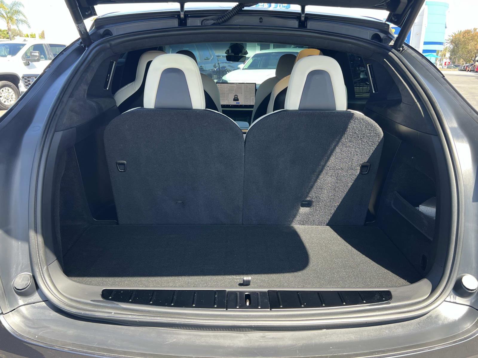 Used 2024 Tesla Model X AWD/4WD image 24