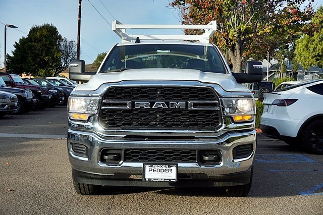 New 2024 RAM 2500 Tradesman w/ Chrome Appearance Group image 5