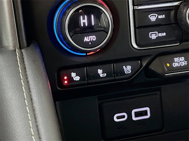 Used 2022 Chevrolet Suburban Premier image 21