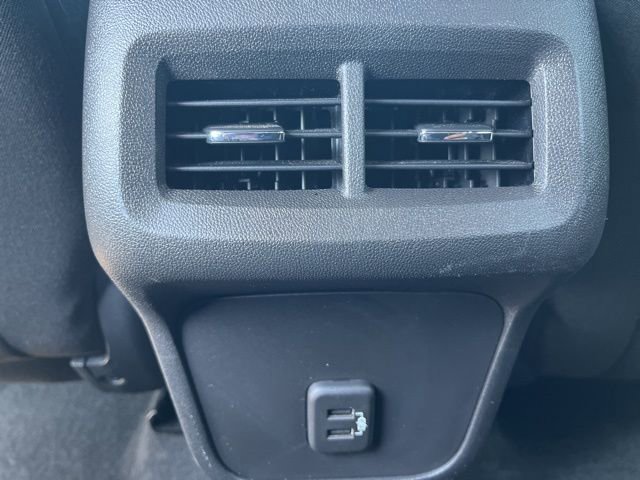 Used 2024 Chevrolet Equinox LT AWD/4WD image 34
