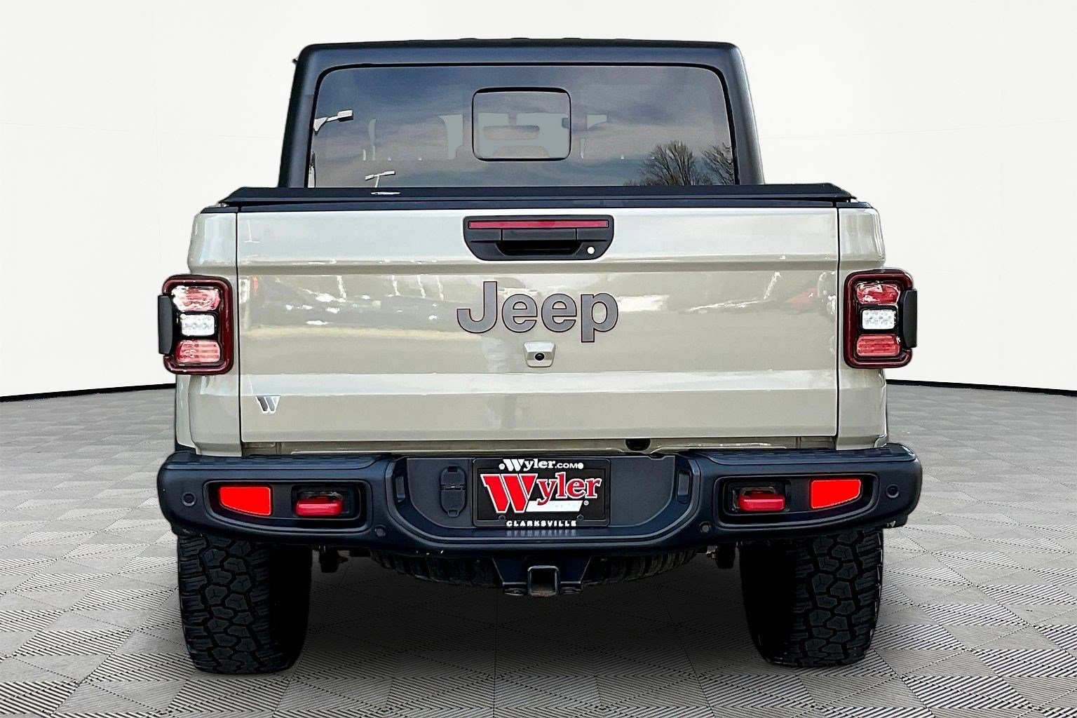 Used 2020 Jeep Gladiator Rubicon image 5