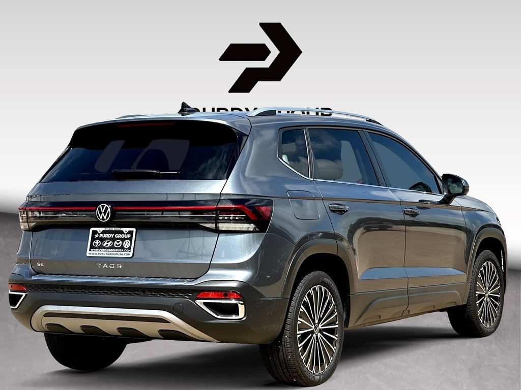 Used 2025 Volkswagen Taos SE FWD image 8