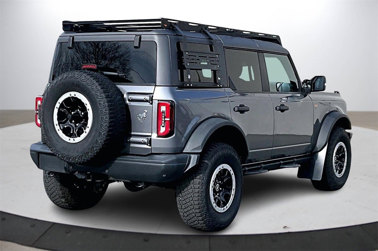 Used 2023 Ford Bronco Badlands w/ Sasquatch Package image 9