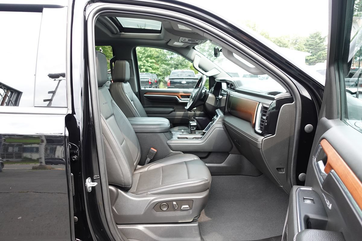 Used 2023 GMC Sierra 1500 Denali w/ Denali Reserve Package AWD/4WD image 45