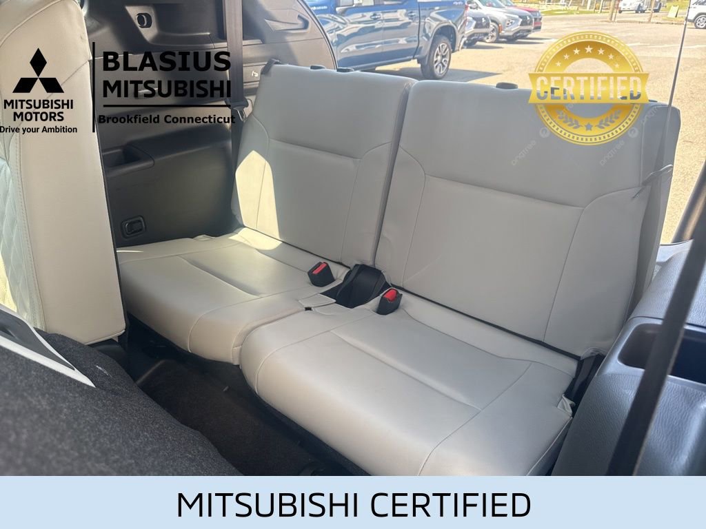 Used 2024 Mitsubishi Outlander SEL AWD/4WD image 15