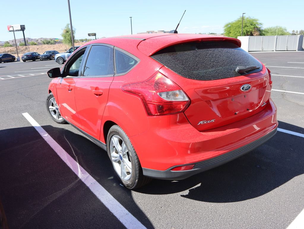 Used 2014 Ford Focus SE FWD image 2
