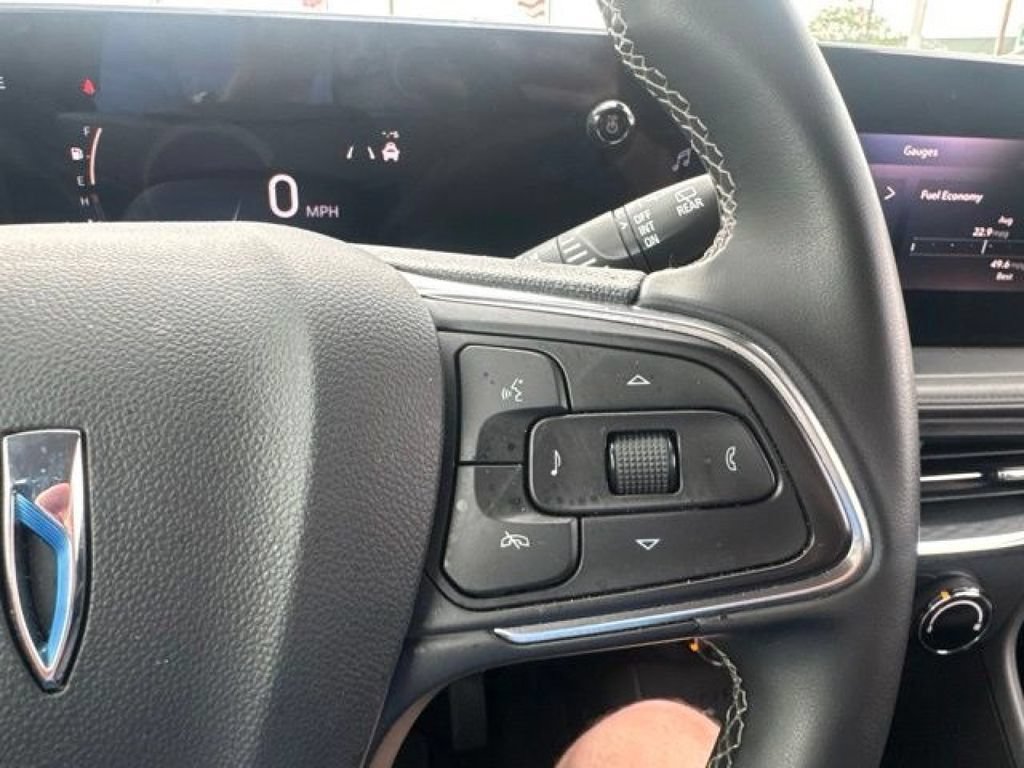 Used 2025 Buick Encore GX Preferred FWD image 24
