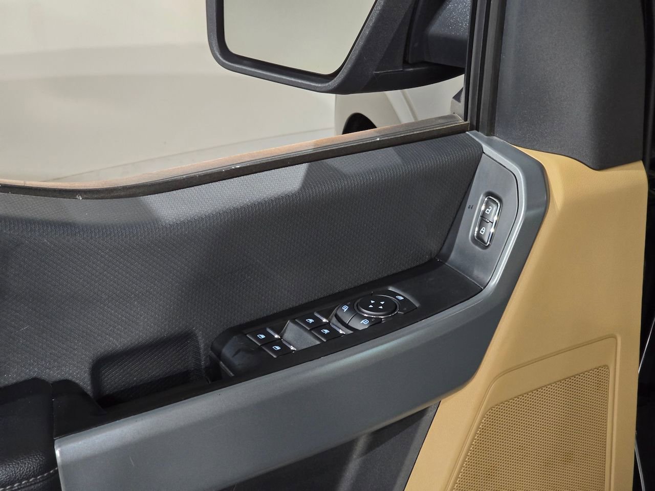 Used 2023 Ford F150 XLT image 13