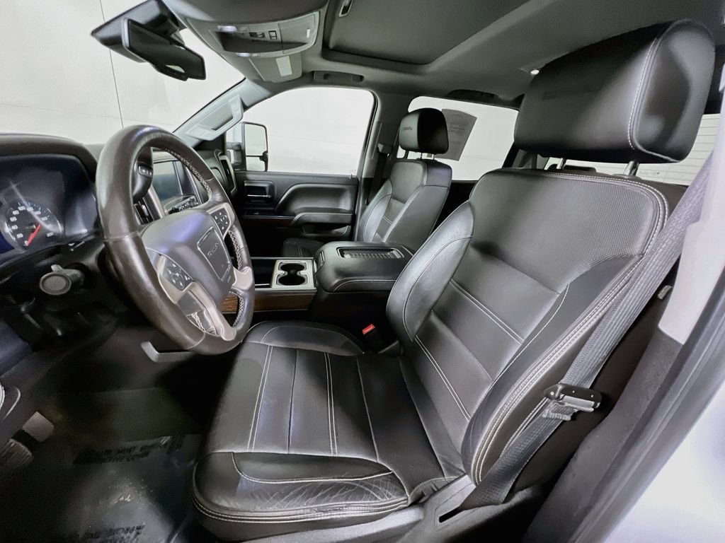 Used 2018 GMC Sierra 2500 Denali AWD/4WD image 17