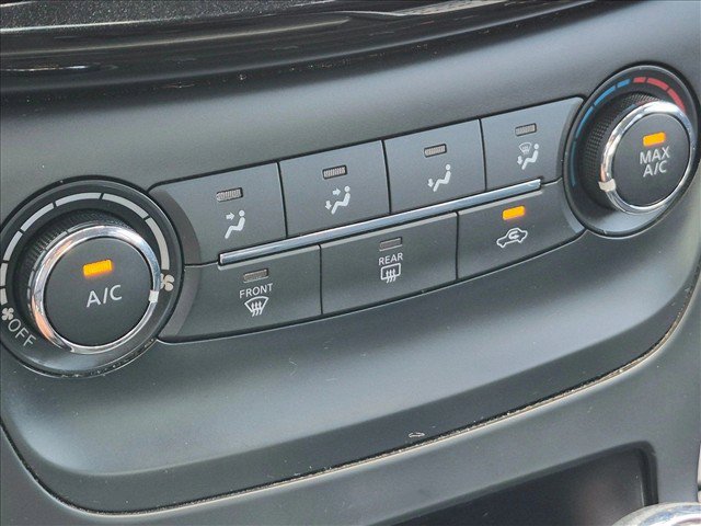 Used 2016 Nissan Sentra SV FWD image 15