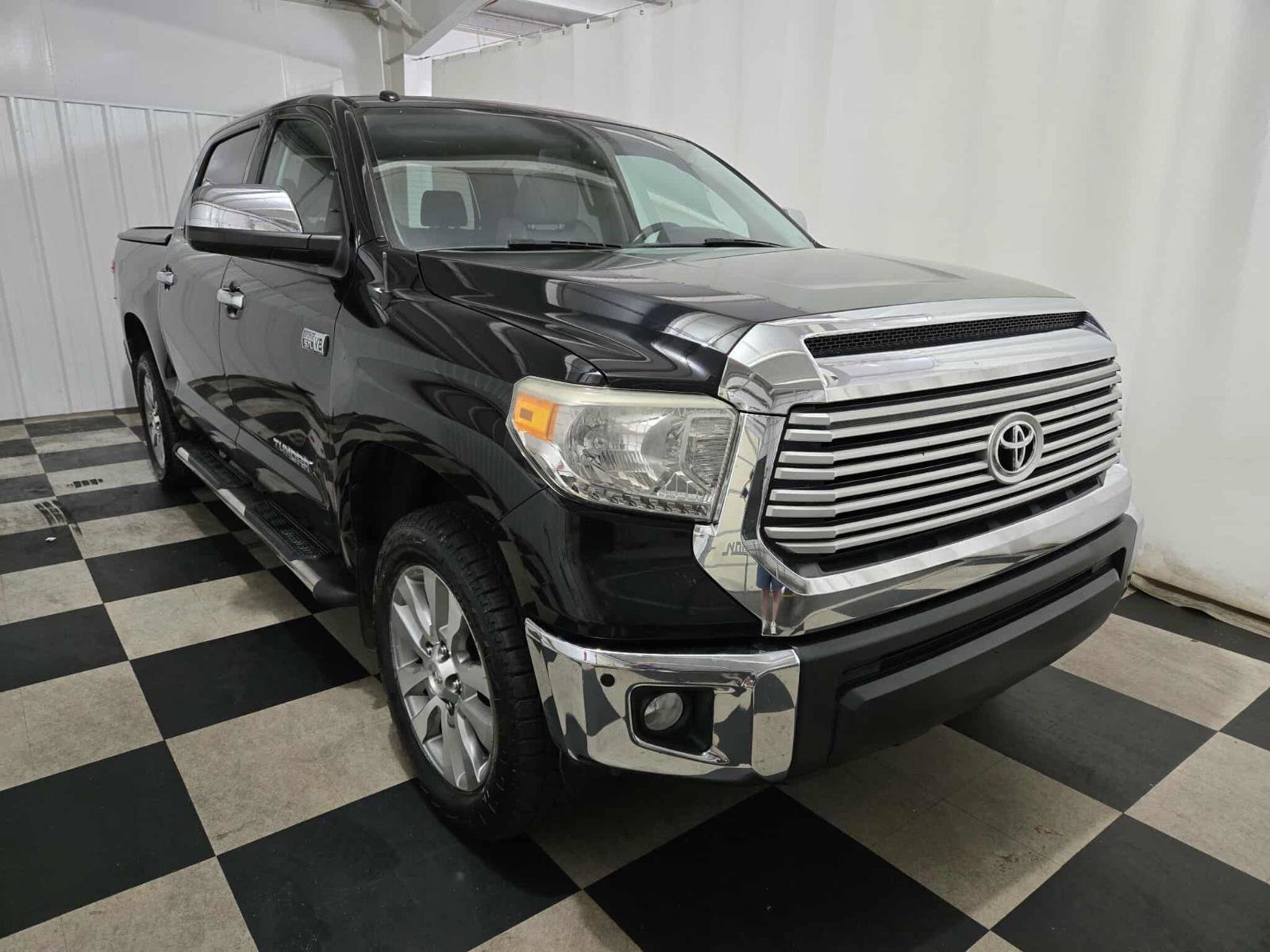 Used 2014 Toyota Tundra Limited w/ Limited Premium Package image 3