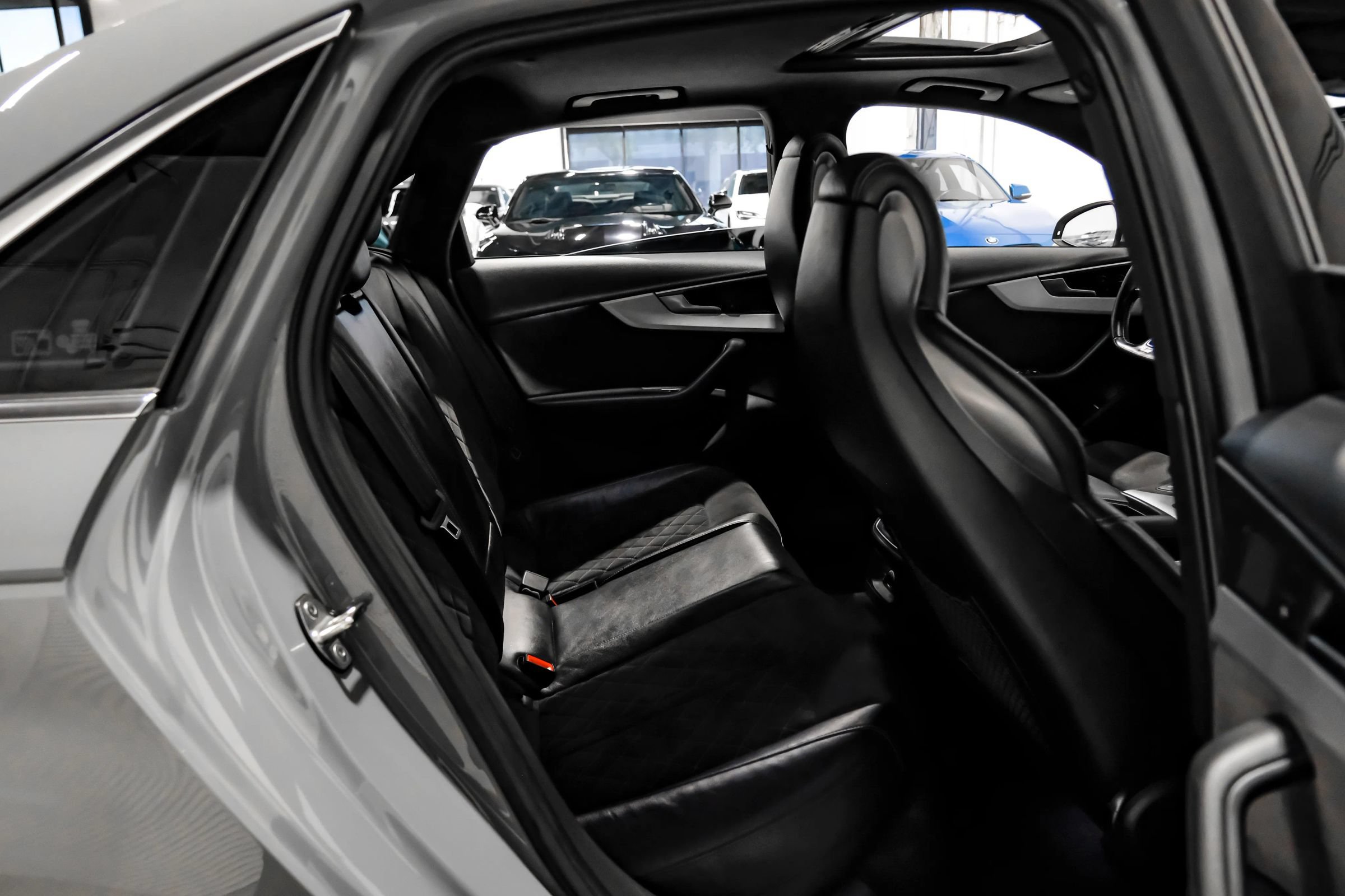 Used 2019 Audi S4 Premium w/ Convenience Package AWD/4WD image 38