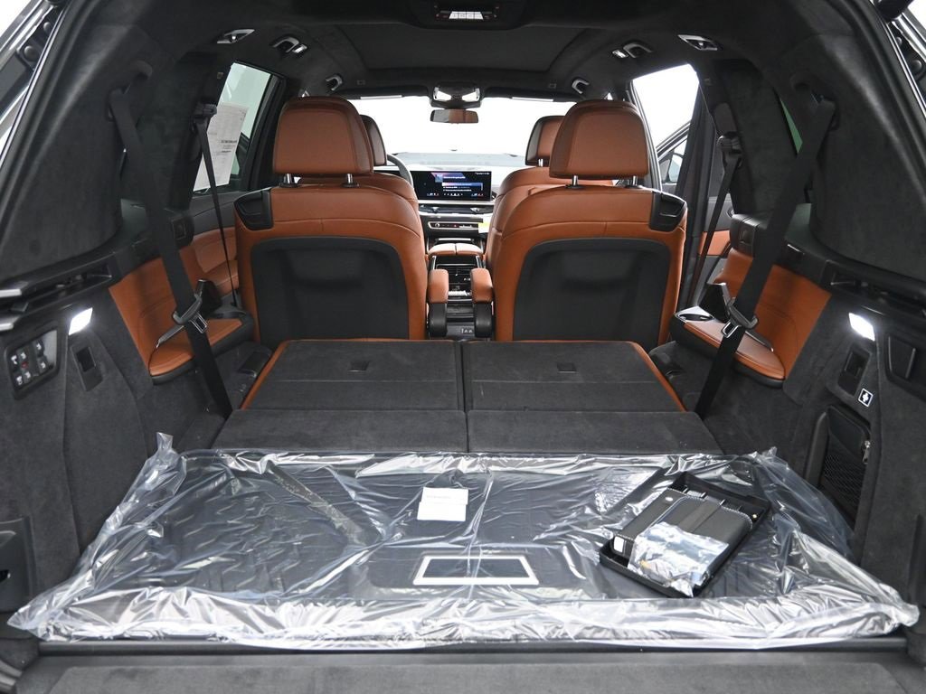 New 2026 BMW X7 xDrive40i w/ M Sport Package image 28