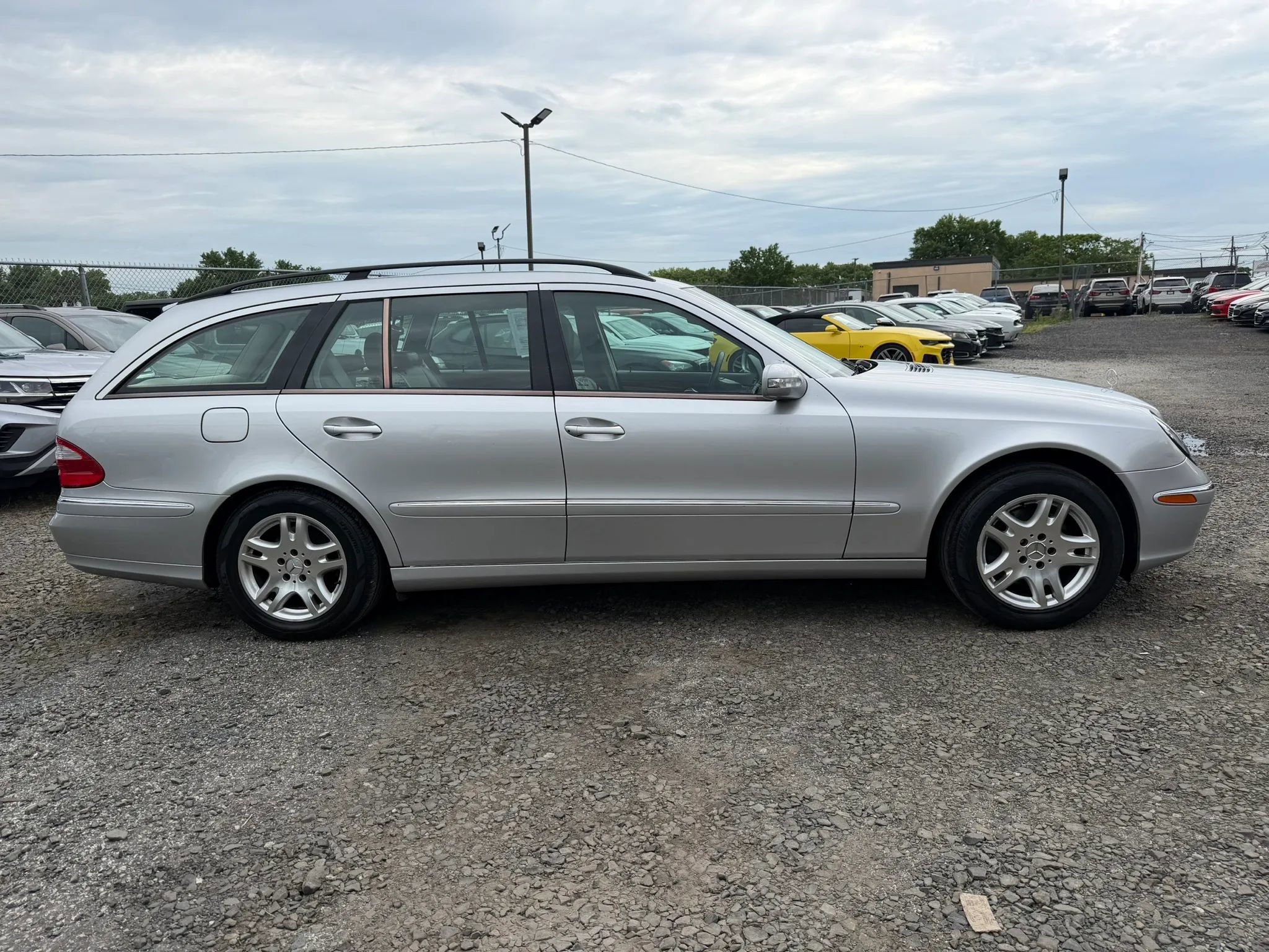 Used 2004 Mercedes-Benz E 320 4MATIC Wagon image 4