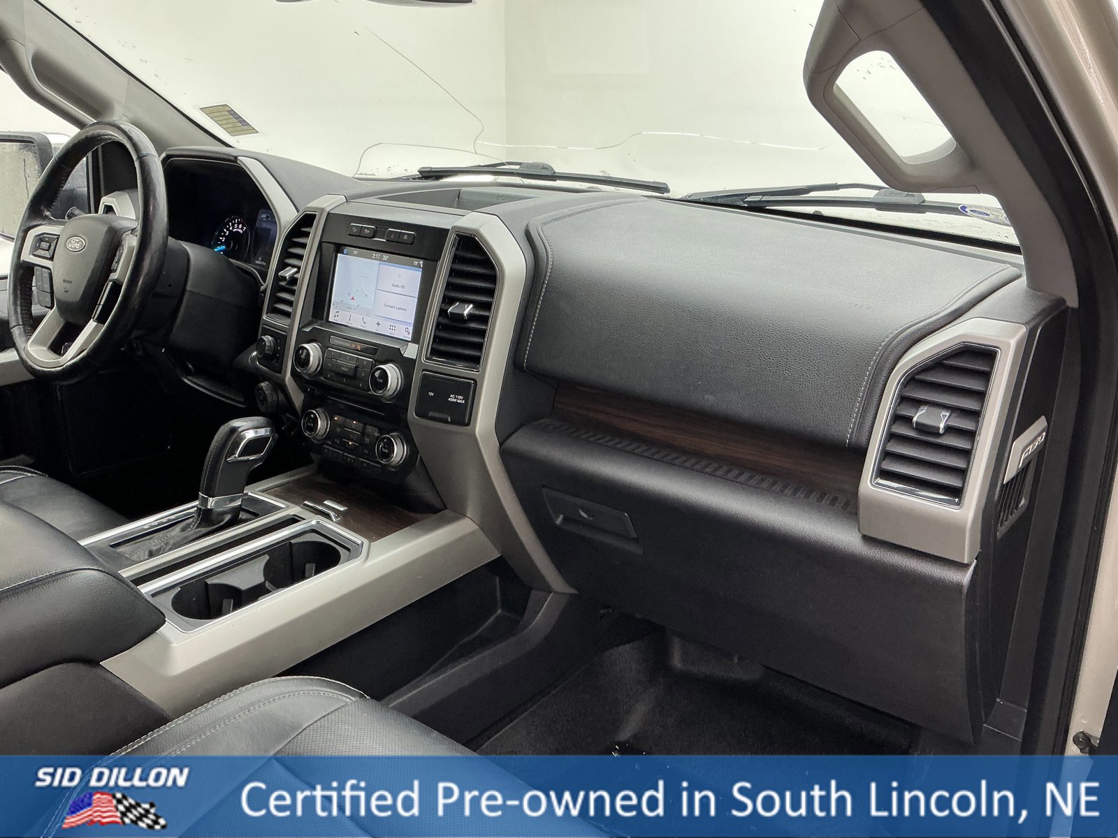 Used 2017 Ford F150 Lariat w/ Equipment Group 502A Luxury image 25