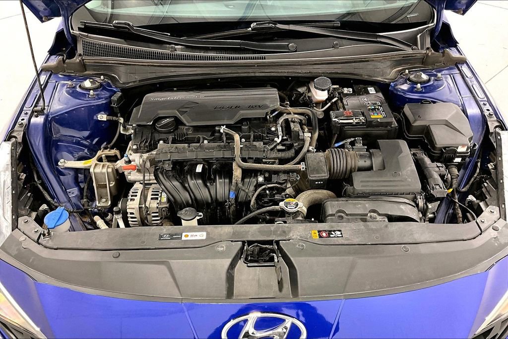 Used 2023 Hyundai Elantra SEL w/ Convenience Package image 12