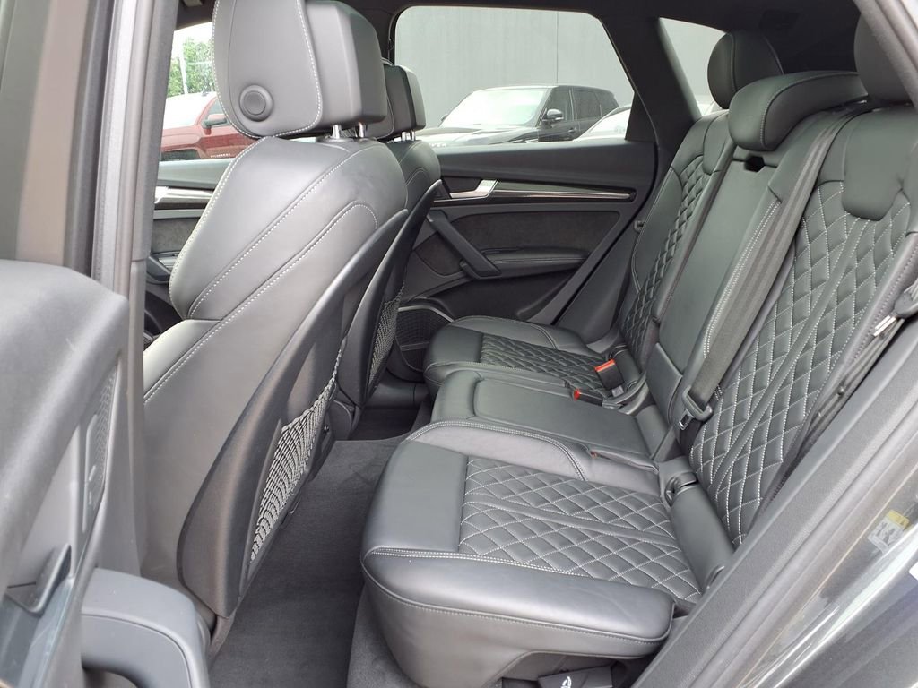 Used 2020 Audi SQ5 Prestige w/ Prestige Package AWD/4WD image 12