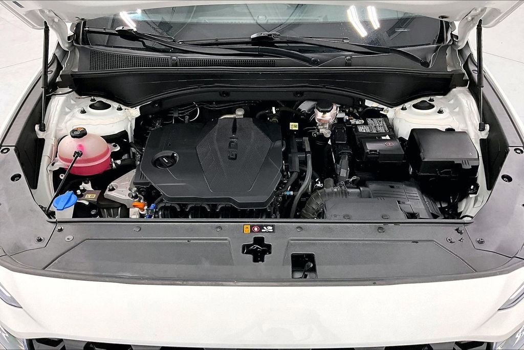 Used 2023 Hyundai Santa Fe SEL image 12