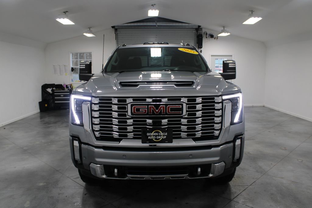 Used 2025 GMC Sierra 2500 Denali w/ Denali Reserve Package image 3