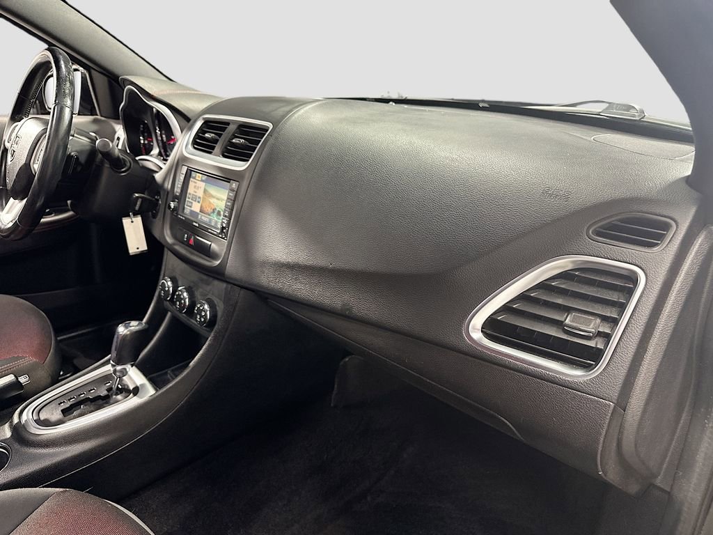 Used 2011 Dodge Avenger Heat image 26