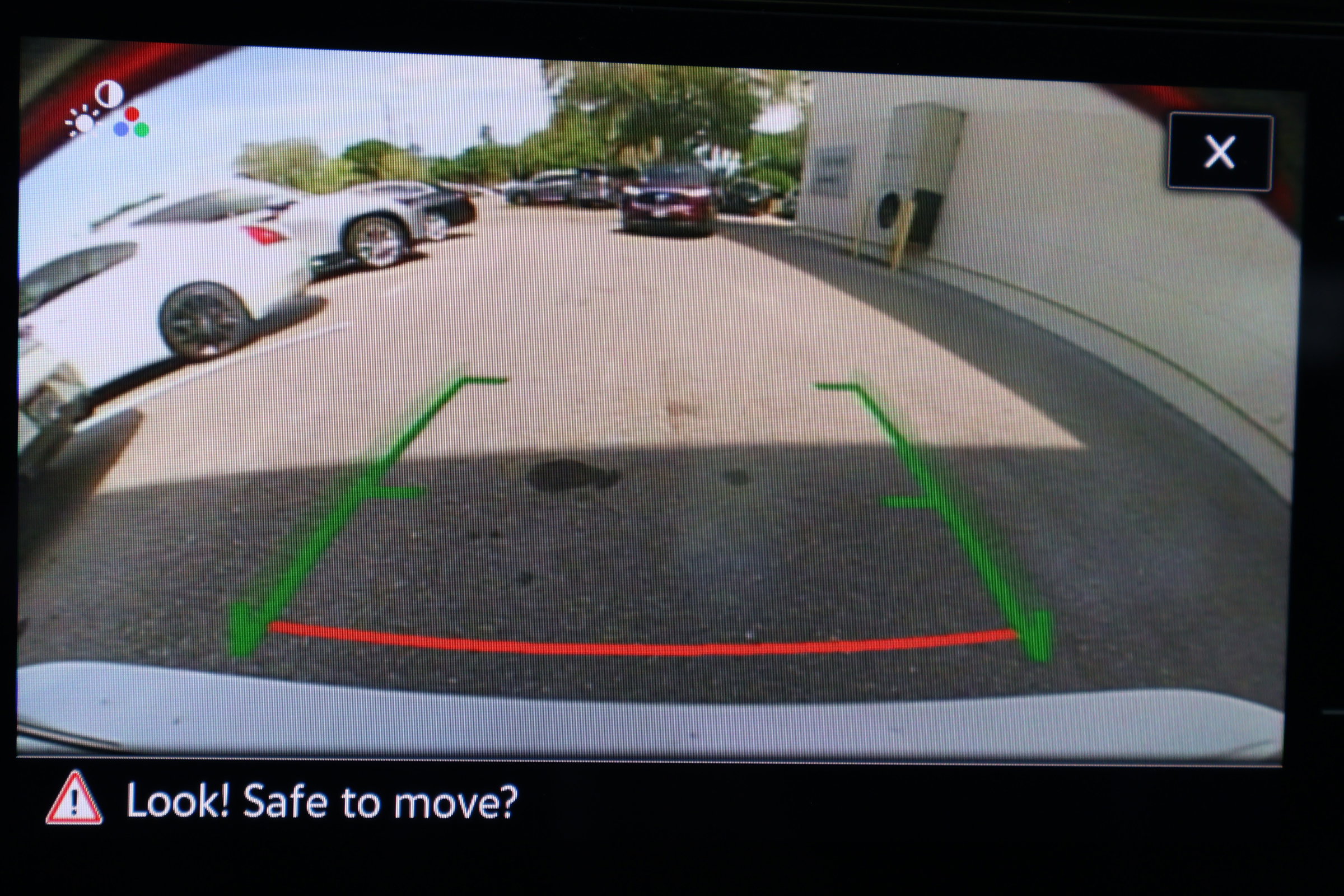 Used 2025 Volkswagen Jetta SE w/ Sunroof Package image 4