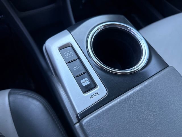 Used 2012 Toyota Prius V Three FWD image 24