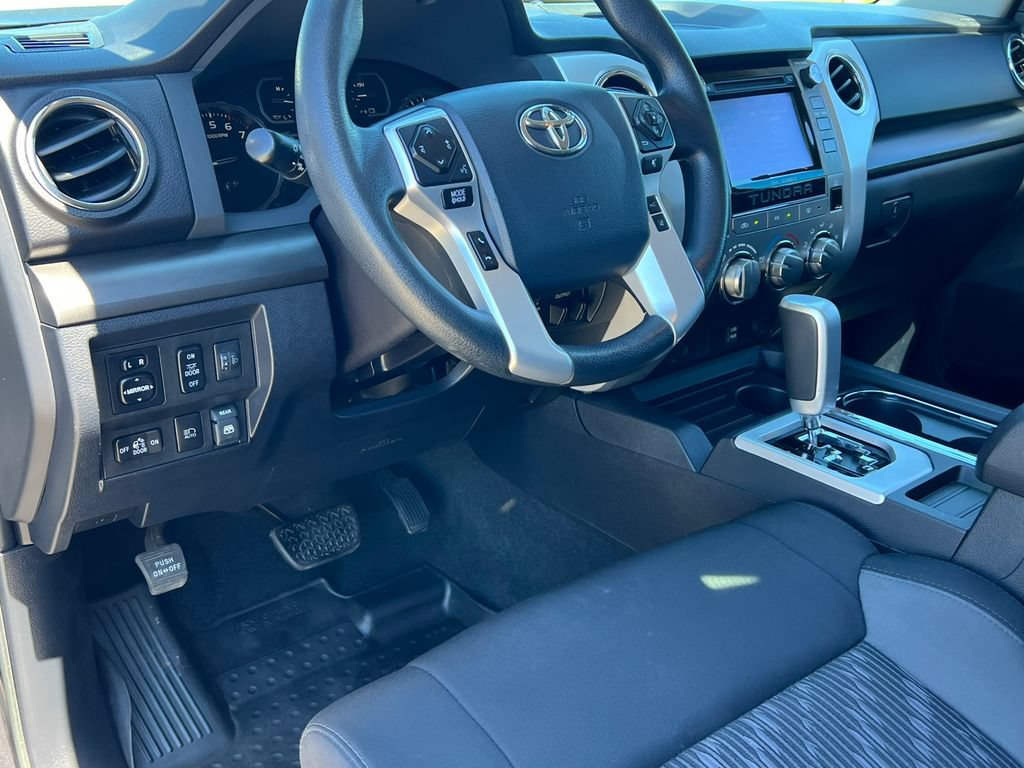 Used 2018 Toyota Tundra SR5 w/ SR5 Upgrade Package RWD image 21