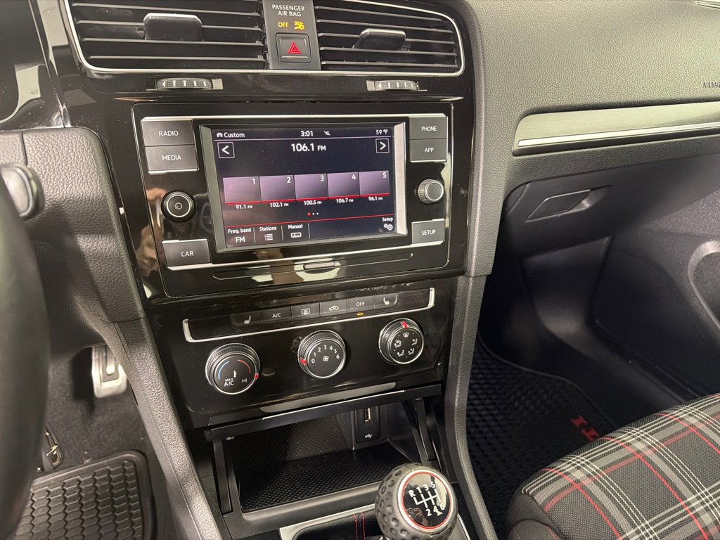 Used 2018 Volkswagen GTI S FWD image 13