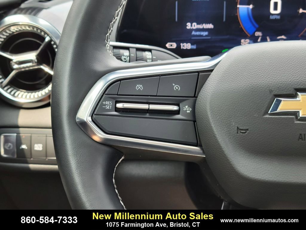 Used 2024 Chevrolet Blazer EV LT image 27