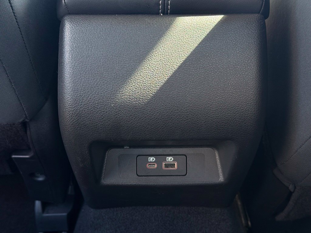 Used 2025 Nissan Altima 2.5 SV FWD image 14