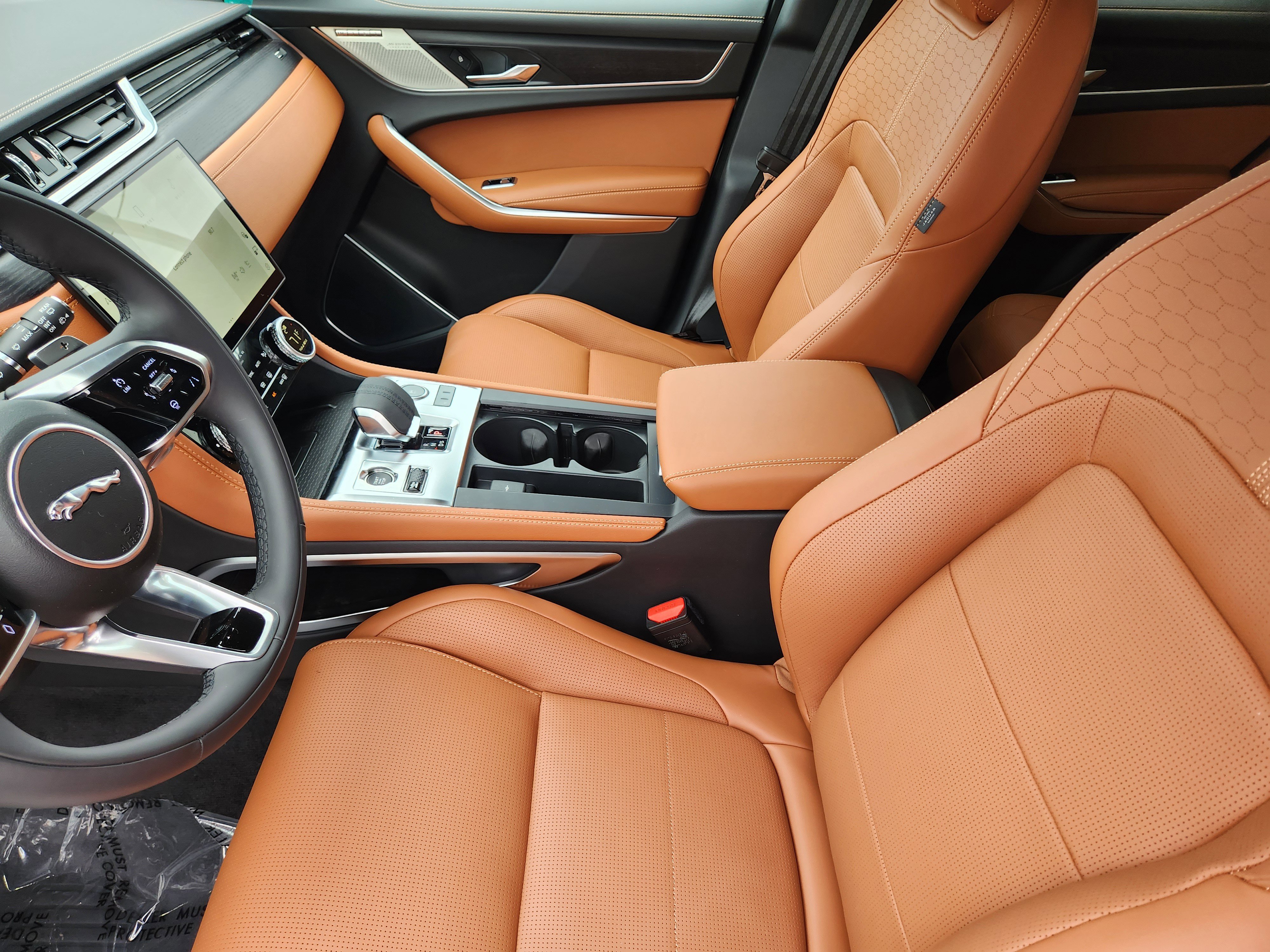 New 2026 Jaguar F-PACE R-Dynamic S image 16