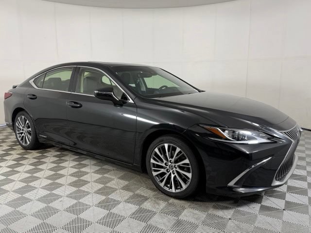 Used 2019 Lexus ES 300h w/ Premium Package FWD image 12