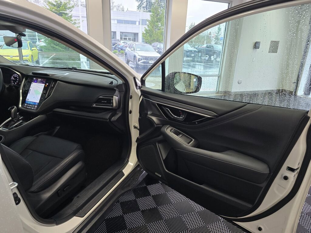 Used 2022 Subaru Outback Limited image 42
