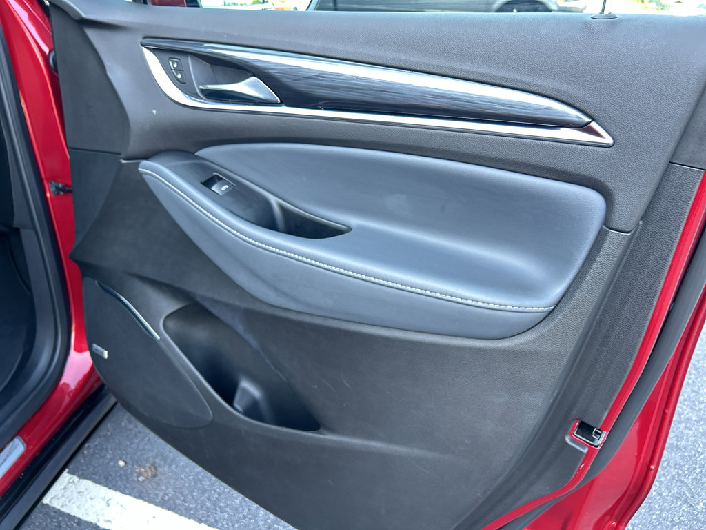 Used 2024 Buick Enclave Premium image 21