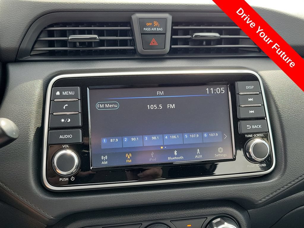 Used 2025 Nissan Versa S w/ Trunk Package FWD image 8