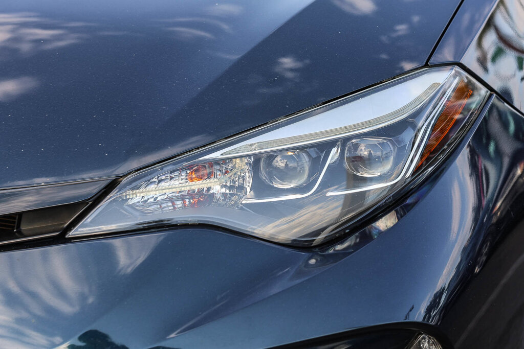 Certified 2019 Toyota Corolla SE FWD image 19